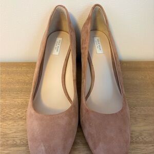 Cole Haan Women's Tan Suede Block Heel with Gold Hardware NWOT